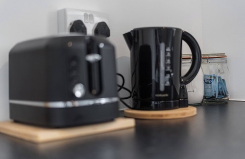 Euston Apartment | The Chalton Funk-Kings Cross!