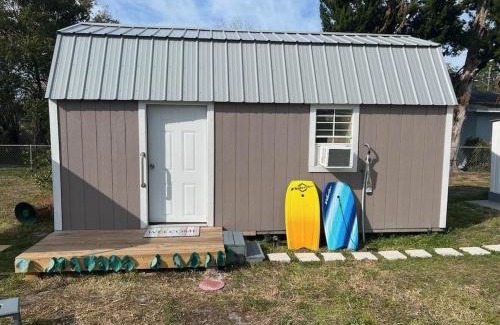 Edgewater House | The Charming private cottage by the Beach