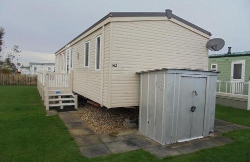 Ingoldmells Apartment | The Chase Topaz Super 4 Berth panel heated Wrap around veranda