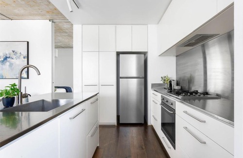 Surry Hills Apartment | The Chromatic Apartments by Urban Rest