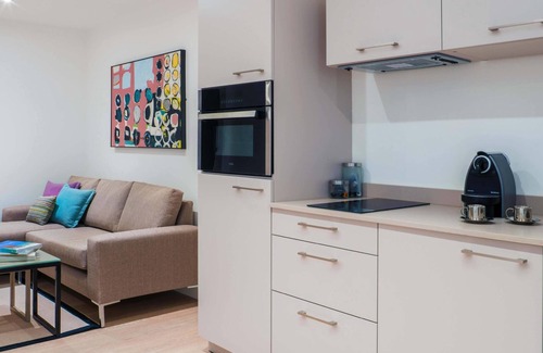 The City of London Apartment | The Chronicle by Supercity Aparthotels