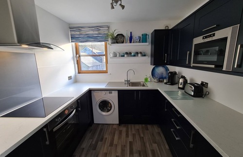 Oban Apartment | The Clamshell