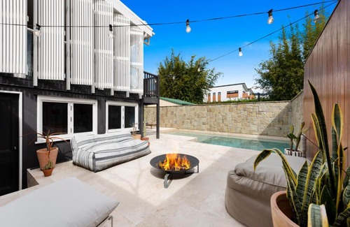 New Farm House | The Clay House