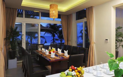 Phu Hai Beach Resort | The Cliff Resort & Residences