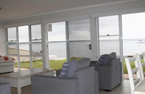 Soldiers Point Apartment | The Clippers 1 fabulous waterfront unit