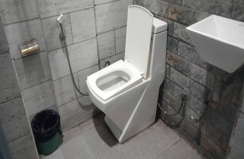 Rishikesh Hotel | The Clock Tower Rooms & Cafe