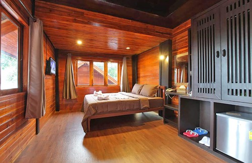 Ko Phi Phi Hotel | The Cobble Beach