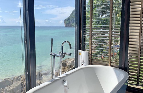 Ko Phi Phi Hotel | The Cobble Beach