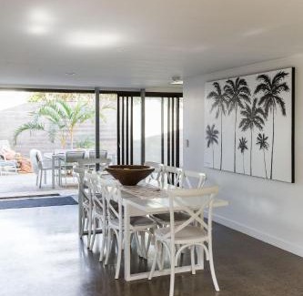 Sunshine Beach Villa | The Coconut Palm TWO