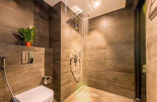 Tho Quang Beach Hotel | The Code Hotel & Spa