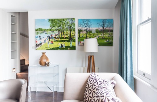 Bayswater House | The Colouring Book TLB-02