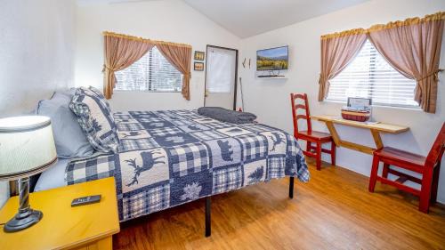 Bayfield House | The Columbine Cabin #9 at Blue Spruce RV Park & Cabins