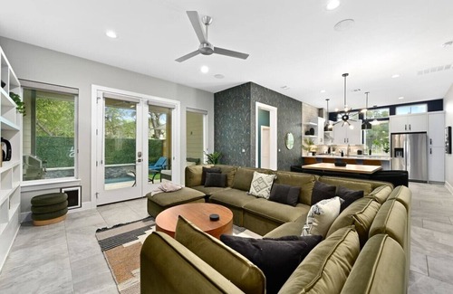 Swede Hill House | The Comal House in Austin