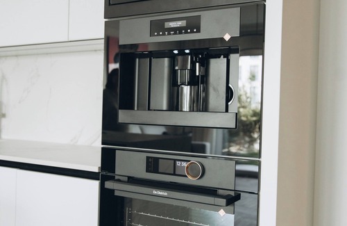 Katowice Apartment | The Comfortable Bazantow Park Modern Suite