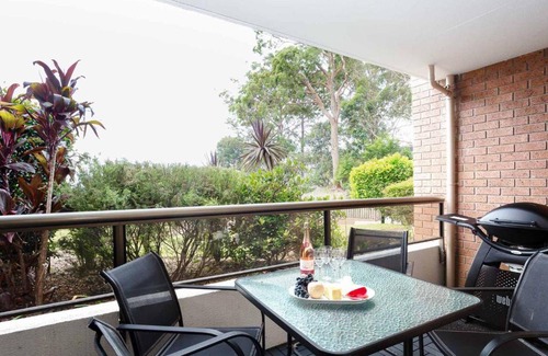 Nelson Bay Apartment | The Commodore 22