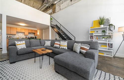 Otterbien Home Apartment | The Coolest Loft in the Cincinnati Area