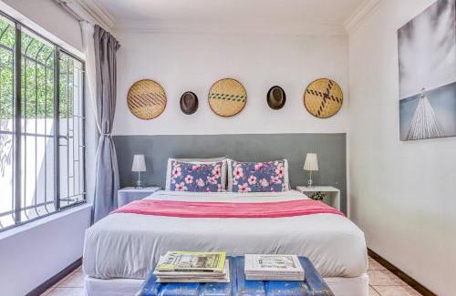The Reeds Apartment | The Cottage-1 Bed-pool-bbq-fibre-solar-samrand