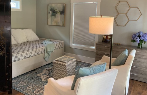 West Ashley Cottage | The Cottage At Byrnes Downs