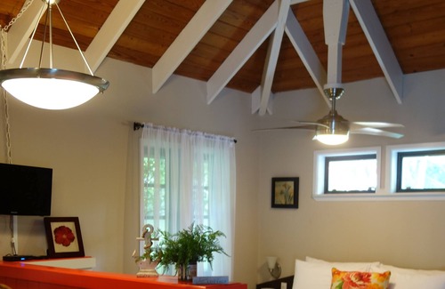 Grace Bay Cottage | The Cottage-Relax. Refresh. Revive. (ADULTS ONLY)