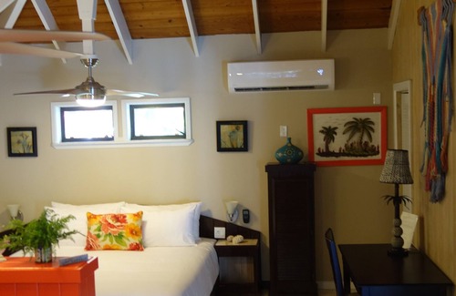 Grace Bay Cottage | The Cottage-Relax. Refresh. Revive. (ADULTS ONLY)