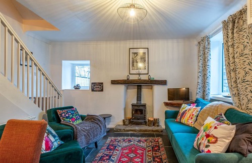 Kendal Cabin | The Cottage @ Yard 63 - 10-Min walk to Kendal Town Centre (Dog-Friendly)