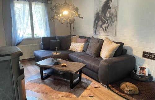 Winsen House | The Cottages