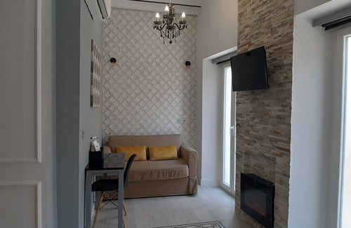 Feria Apartment | THE COUNT'S SUITE