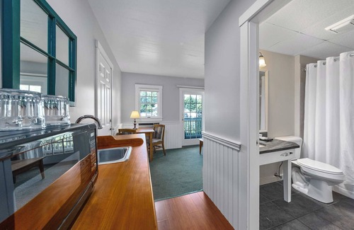 Camden Hotel | The Country Inn at Camden Rockport
