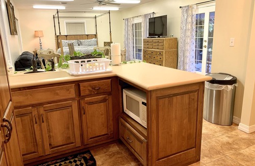 Joplin Apartment | The Courtyard Suite, Pool is open May to August