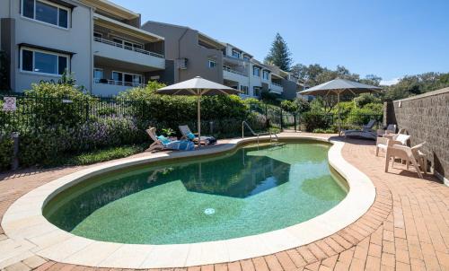 Point Lookout Apartment | The Cove - best ocean views - sleeps 6