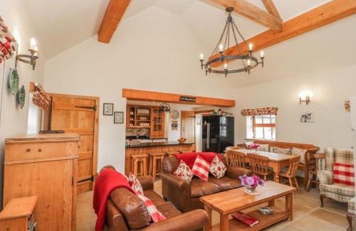 Alport House | The Cow Barn