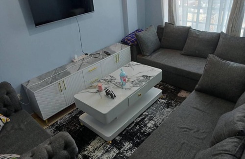 Isiolo Apartment | The Cozy and modern 1-bedroom with WiFi and AC in enchanting Isiolo