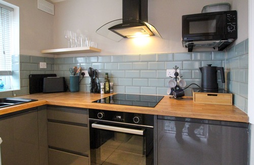 Hoole Cottage | The Cozy Nook - an annex that sleeps 2 guests in 1 bedroom