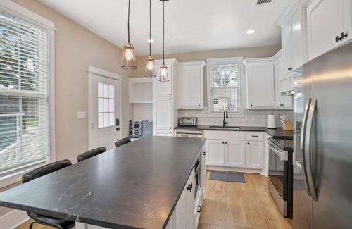 Brenham House | The Cozy Pecan: Charming Brenham Retreat