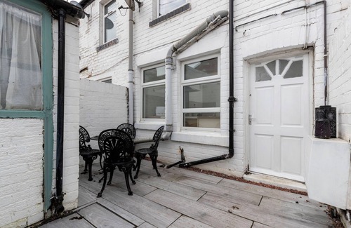 Guisborough House | The Cozy Terrace. nTwo bedroom, terraced house in the centre of Guisborough.