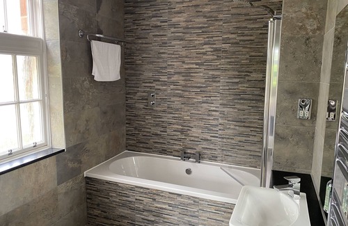 Penicuik Hotel | The Craigie
