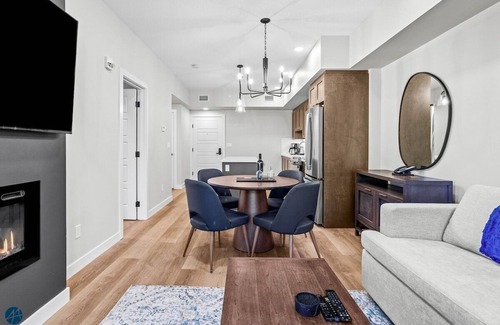 Dead Man's Flats Condo | The Creekside - Top Floor Mountiain & Creek Views