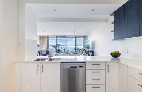Shoal Bay Apartment | The Crest 7 6-8 Tomaree RD Stunning unit with Spectacular Water Views