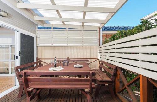 Fingal Bay House | The Croft Cosy Beach House with Aircon and only 270m to the Beach