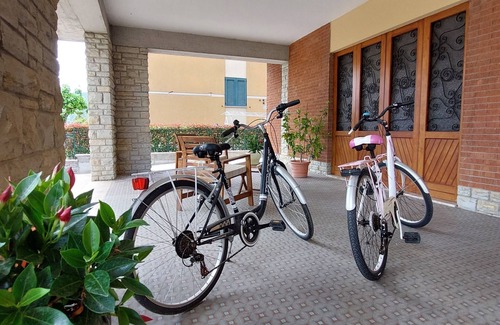 Montelovesco Apartment | The Cyclist. Pedal your way to your ideal stay!
