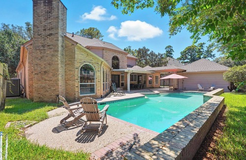 Klein House | The Dapper Texan - Heated Pool, Spa & Game Room