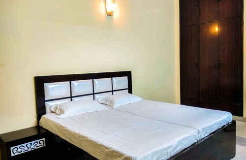 Malviya Nagar Hotel | The Desire Hostel