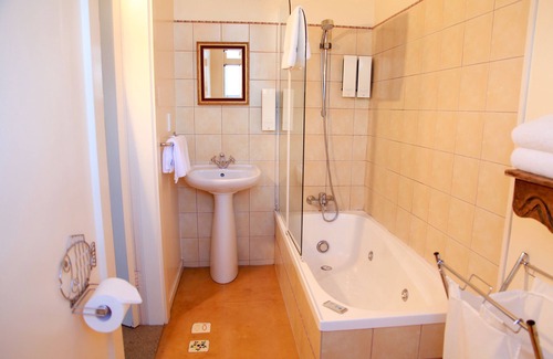 Remuera Hotel | The Devereux Boutique Hotel