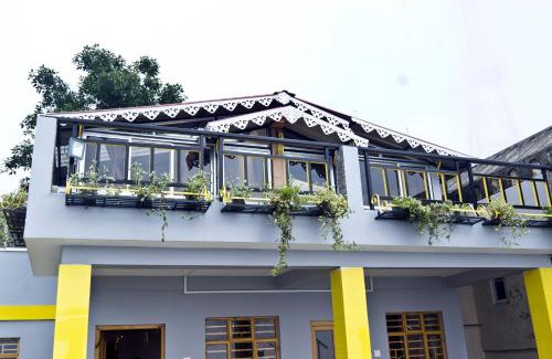 Karsiyang House | the DEW DROP HOME STAY