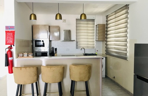 Teshie Apartment | The Diamond Suite 15 mins from the airport for family, friends and Holiday relax