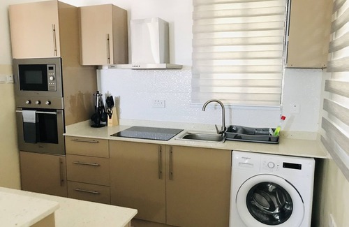Teshie Apartment | The Diamond Suite 15 mins from the airport for family, friends and Holiday relax