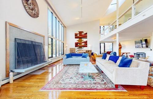 Jackson House | The Diggins