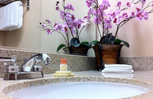 Little Armenia Hotel | The Dixie Hollywood