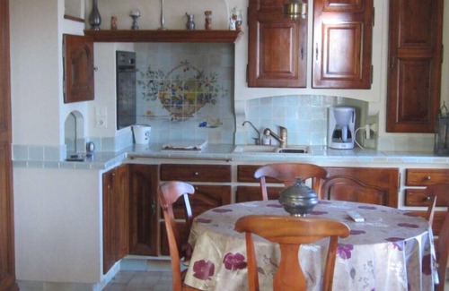 Sorgues Villa | THE DOORS OF AVIGNON CONDITIONED VILLA POOL GARDEN