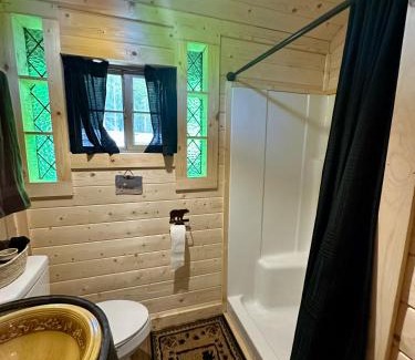 Cosby Villa | The Drake Cabin in The Forest